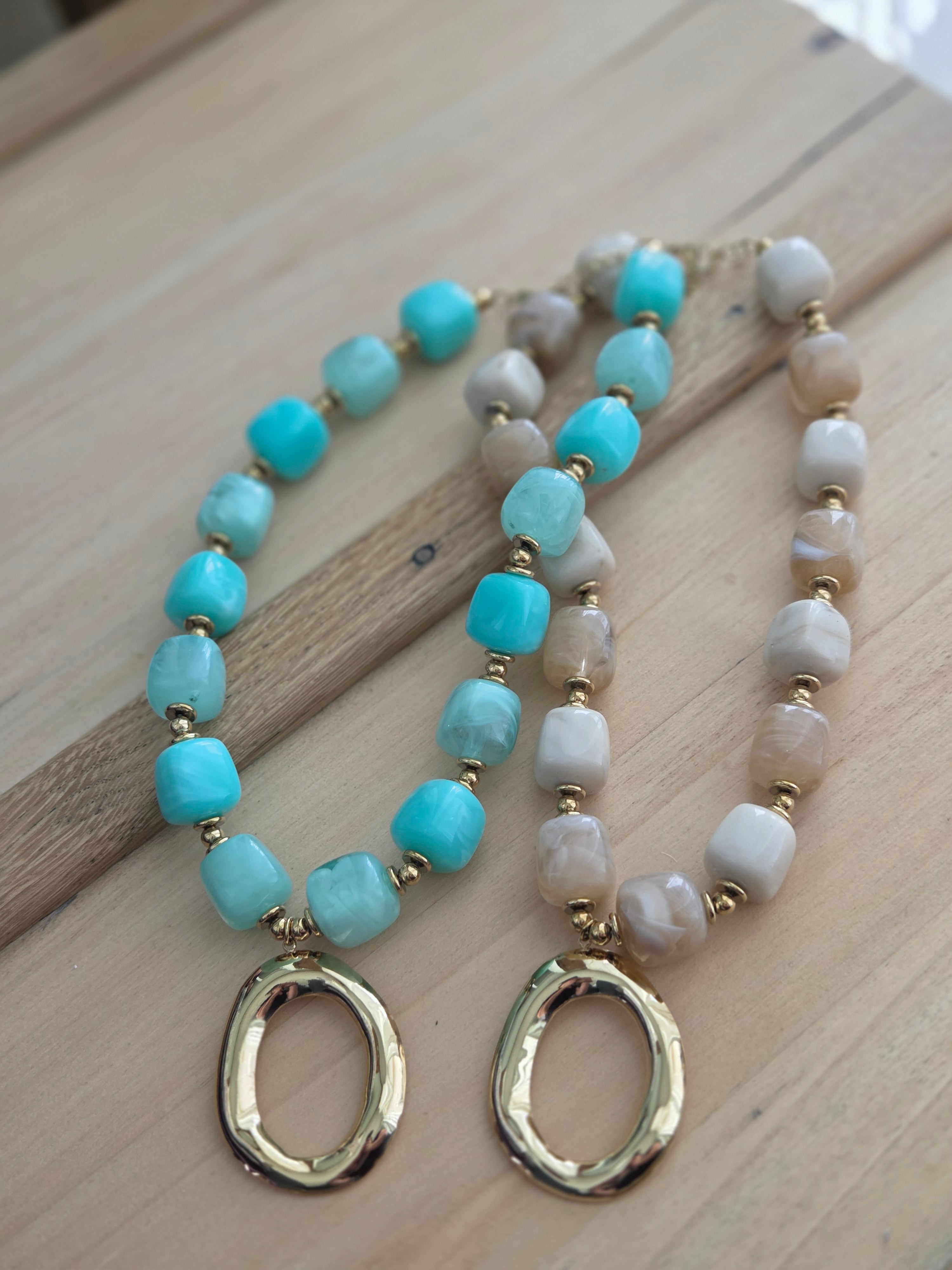 Collier Beige