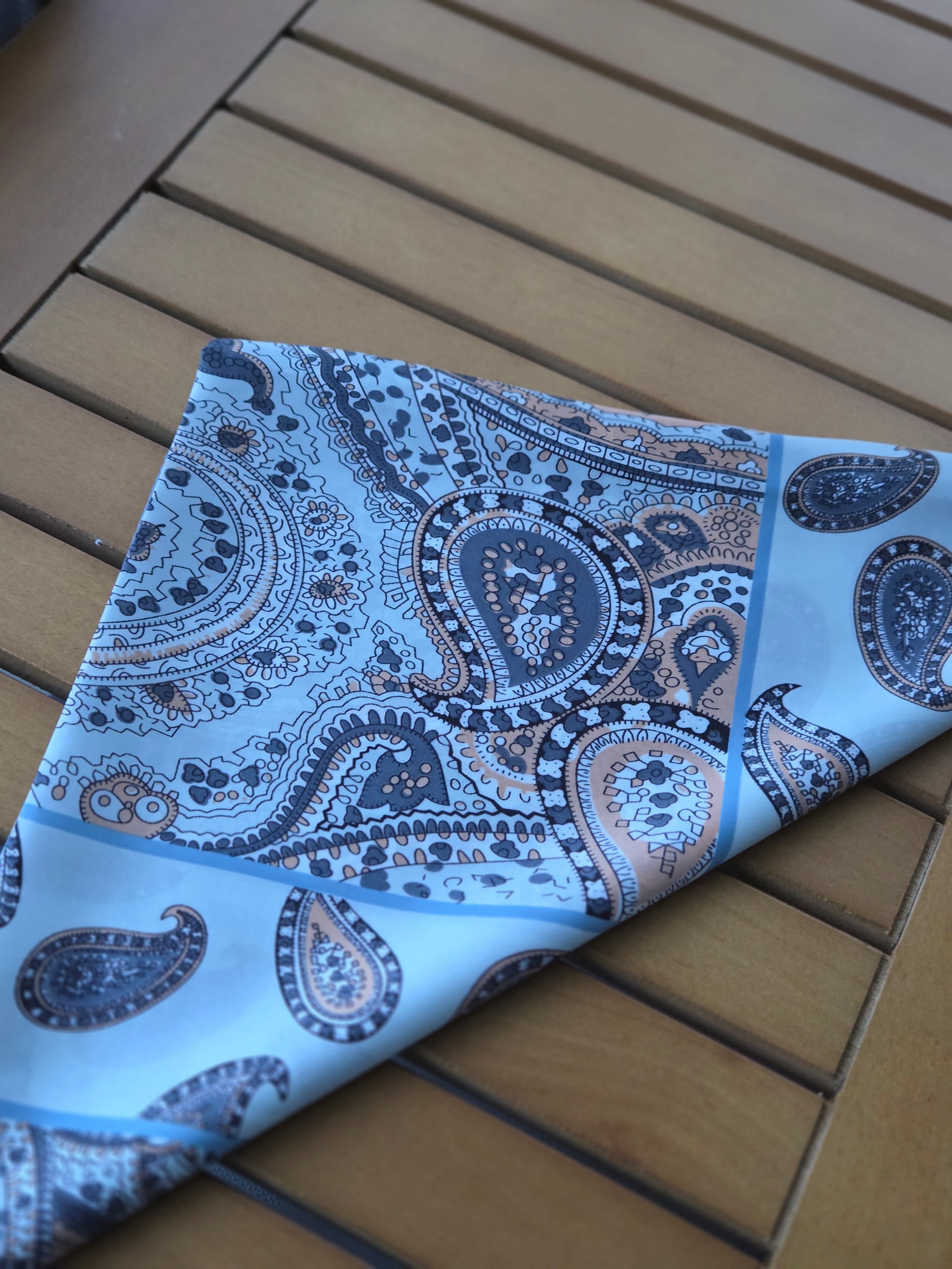 Foulard Bleu