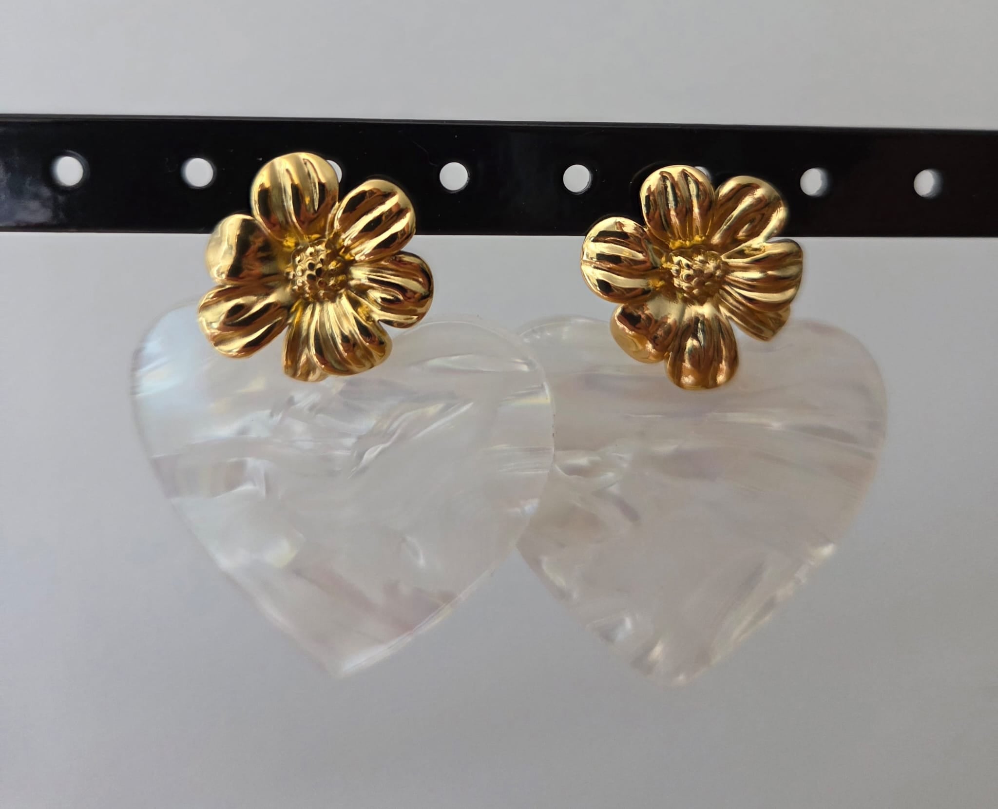 Boucles d'oreilles nacrées coeur