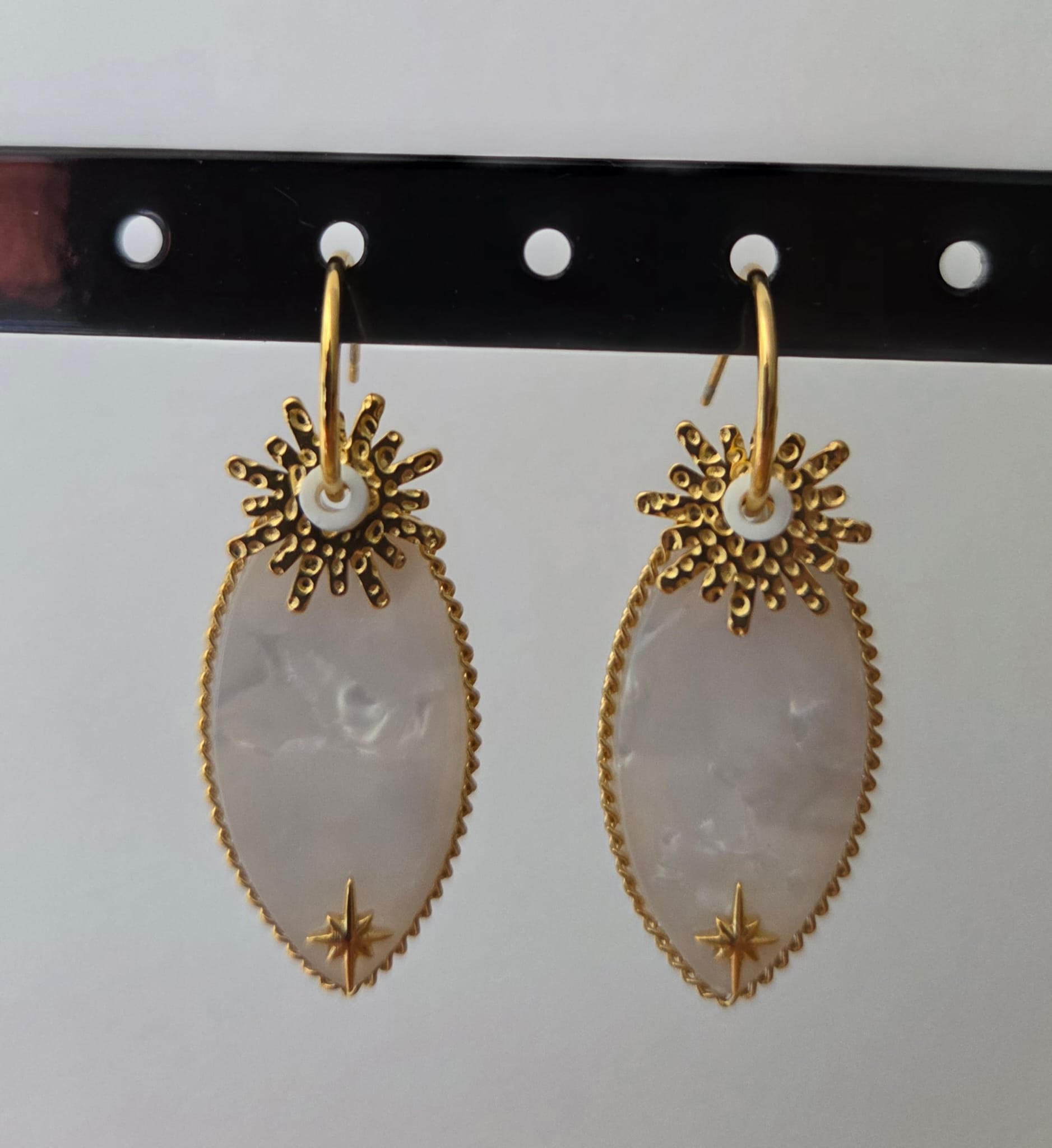 Boucles d'oreilles étoiles nacrées