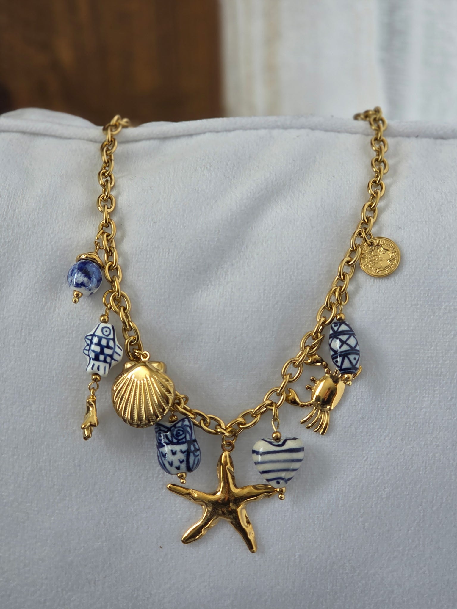 Collier mailles doré charms