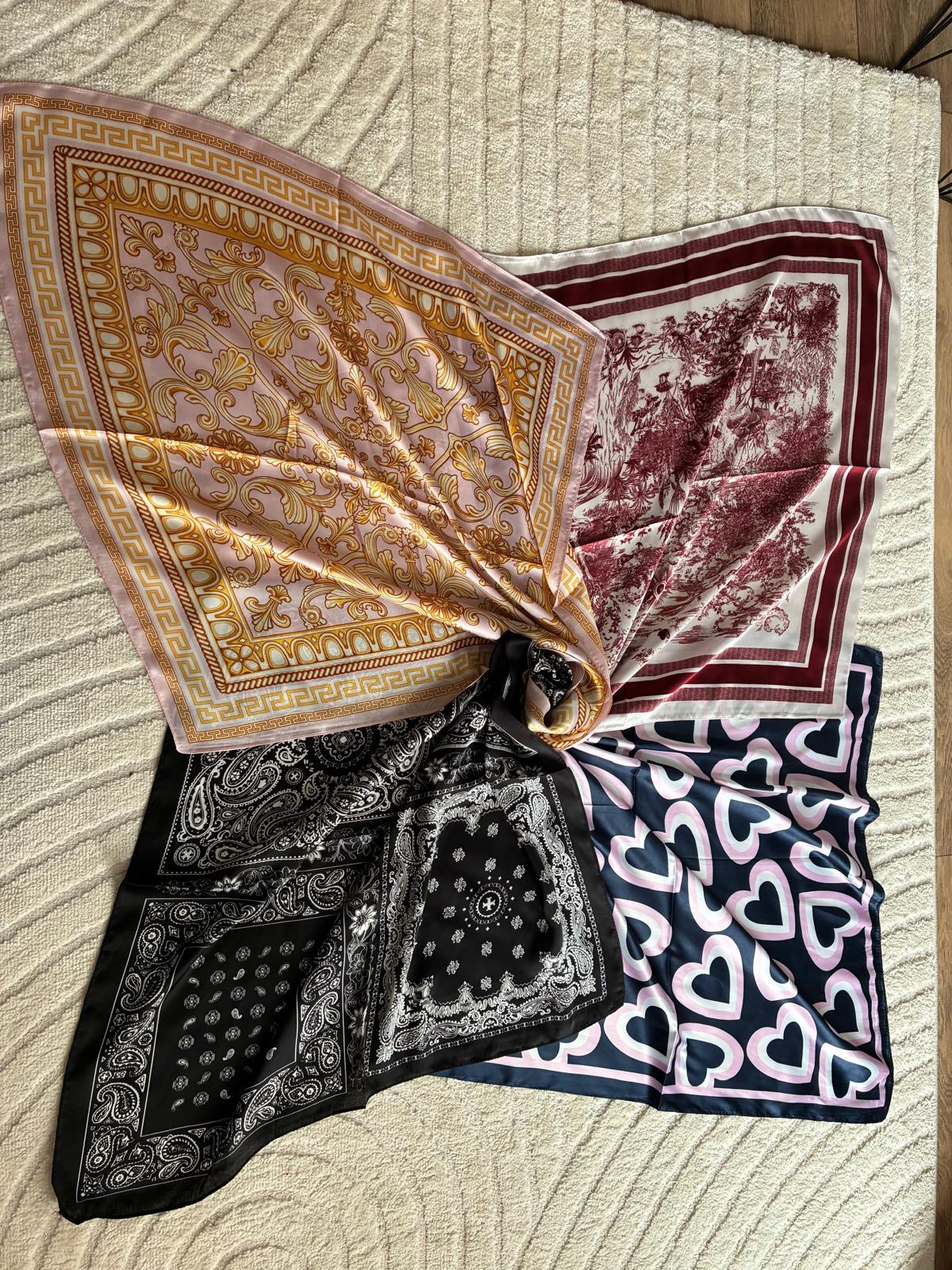 Foulard bordeaux
