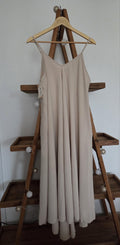 Robe beige avec poches