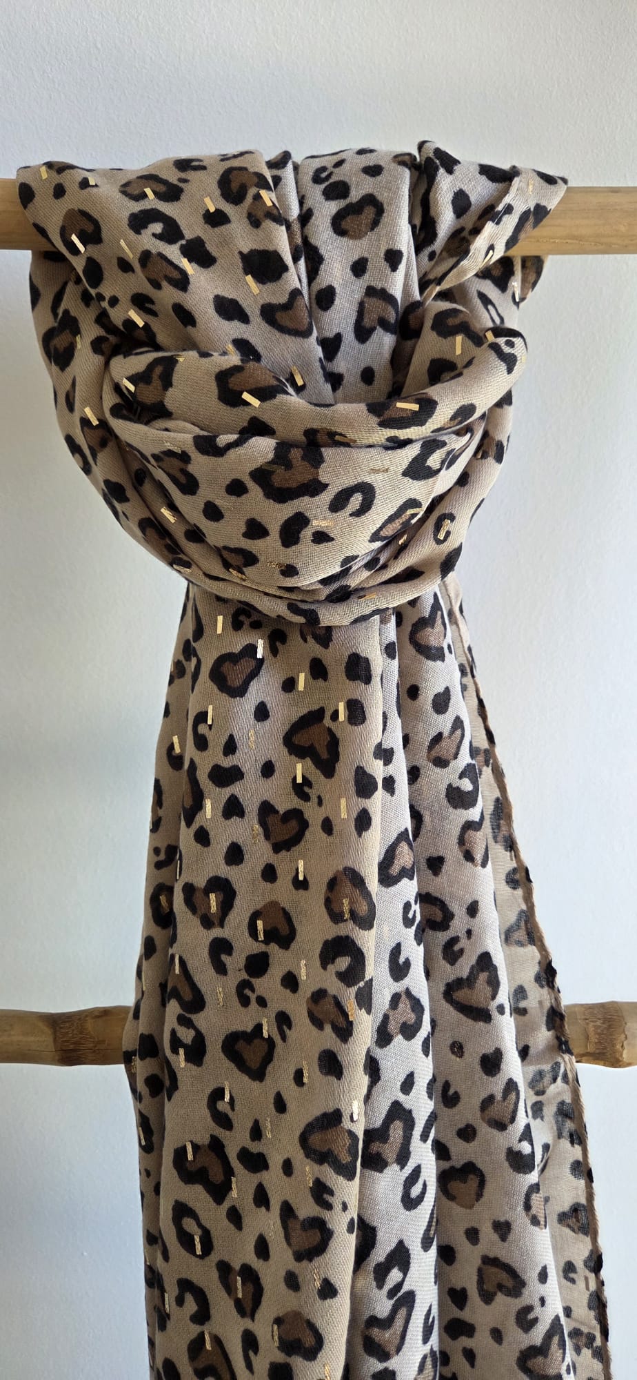 Étole léopard beige
