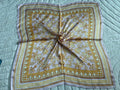Foulard rose doré